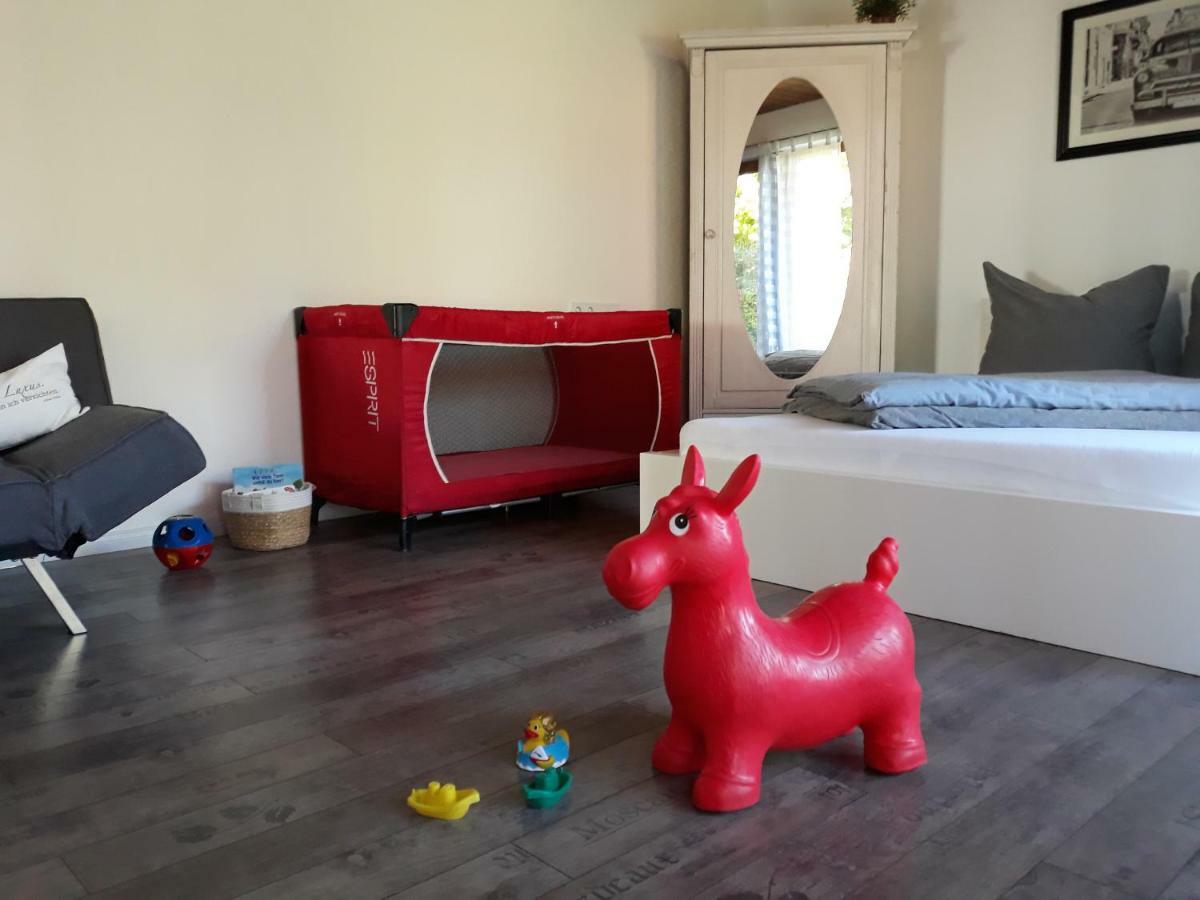 Schoene Einzimmer Wohnung Zwischen Bodensee Und Allgaeu 诺伊基希 外观 照片